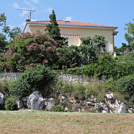 Apartments By The Sea Novi Vinodolski - 5558 Eksteriør billede